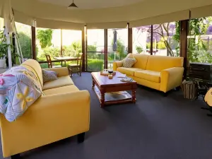 Tranquilles Bed & Breakfast