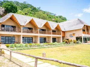 Joma Adventure Lodge