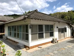 Beach House Ohama