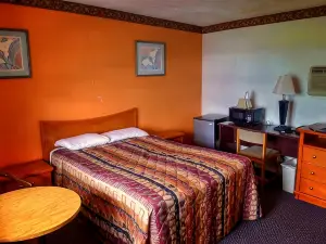 Nassau Holiday Motel