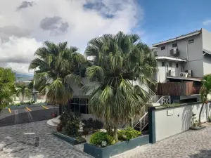 Christar Villas Hotel