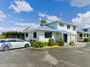 Matakana Motel