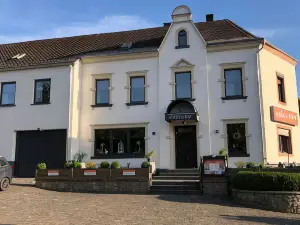 Hotel Brasserie Typisch