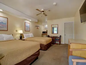 Brookside Inn & Cottages