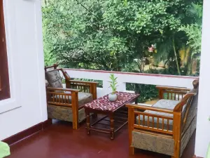 Travel Rest Inn Ella