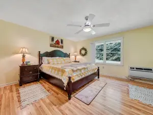 Clean, Convenient and Comfortable 3BR home