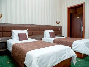 Premyer Hotel