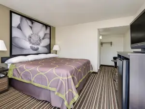 Super 8 by Wyndham Florence