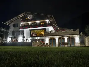 Alpen Hotel "Villa Bello"