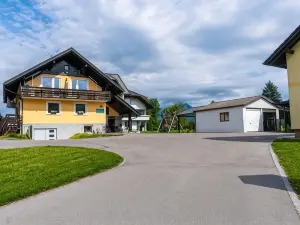 Rooms & Apartments Jana