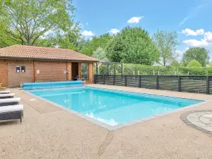 Luxury Spa House | Heated Pool | Spa Facilities