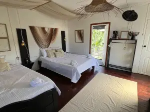 Chinuk Boutique Hotel