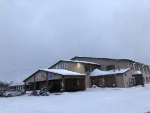 Luck Country Inn