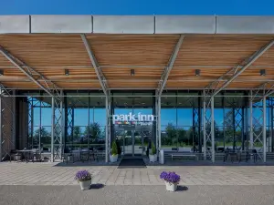 Park Inn by Radisson Oslo Airport Hotel West