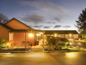 Pavilion Motel & Conference Centre