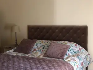 Appartement Tout Confort en Face des Thermes de Contrexéville et du Parc Thermal