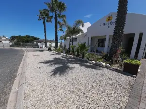 Au Plais de Langebaan at Palm Tree Villa