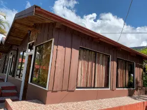 Hotel Palenque Tarrazu
