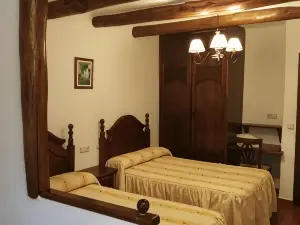 Hostal Ruta de las Nieves