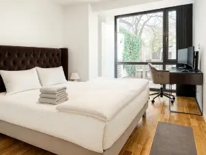 Newly renovated 3 BedRm, Spacious 80m sq, comtemporary Apartment in Central Trendy Oslo-Grunnerlokka