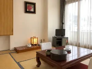 Showa Onsen Ryokan Sumire