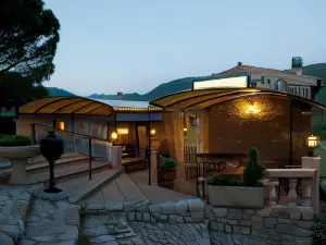 拉奧斯特德拉芳特飯店