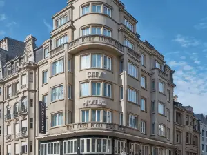 City Hotel