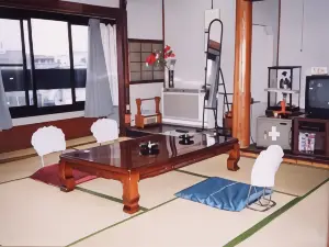 Komecho Ryokan