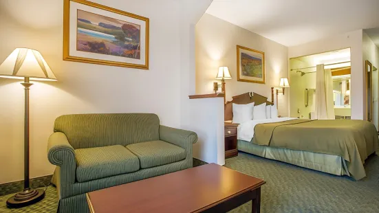 Quality Inn and Suites Harvey