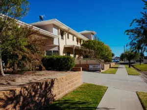 คลับ มอเตอร์ อินน์