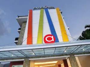 庫寧甘薩特里歐阿馬里斯飯店