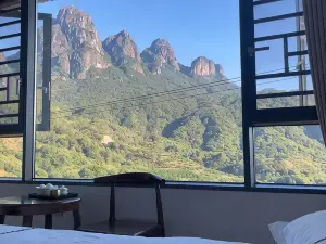 望山谷民宿（靈通山景區店）