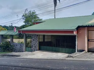 Apartamento Lopez y Azofeifa