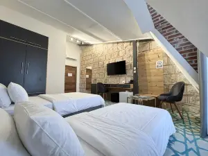 Citadel 360 Suites & Spa