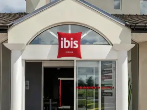 Ibis Pau Lescar