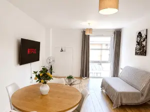 Exclusive 1 Bedroom Flat in the Heart of Kingston!