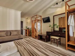Letsos Hotel