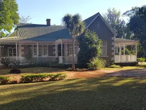 Bellevue Manor Guest House