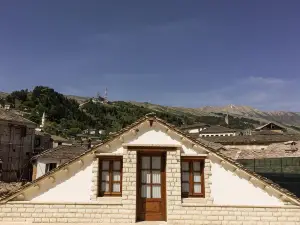 阿戈吉羅酒店
