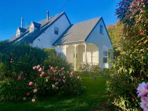 Windhaven Bed & Breakfast