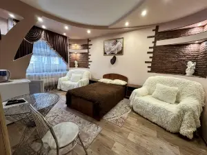 Viktoriya Hotel