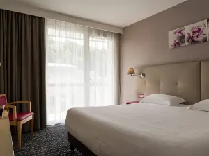 Brit Hotel confort 勒利穆齊圖勒飯店