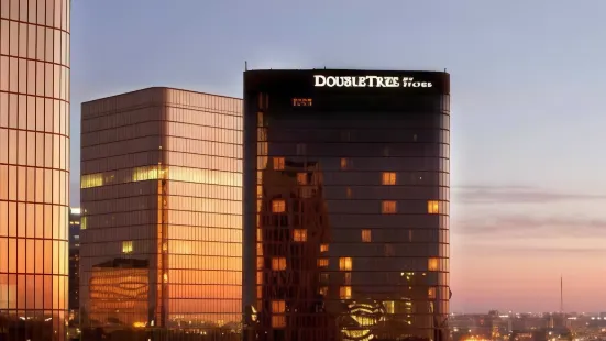 DoubleTree by Hilton Dallas-Campbell Centre