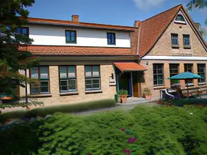 Pension & Restaurant "Alte Schule"