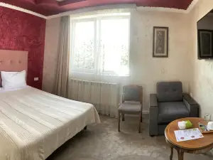 Hotel Maruna