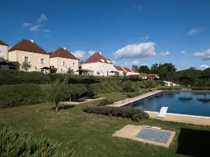 Château les Merles et Ses Villas