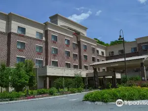 Courtyard Hanover Lebanon