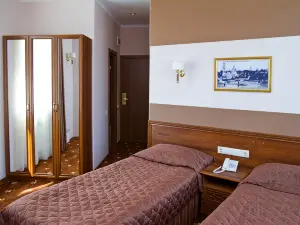 Vintazh Hotel