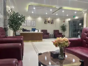 Al Khozami Suites Serviced aparthotel