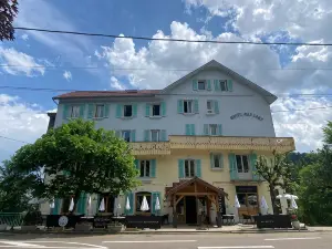 Hôtel Restaurant des Lacs